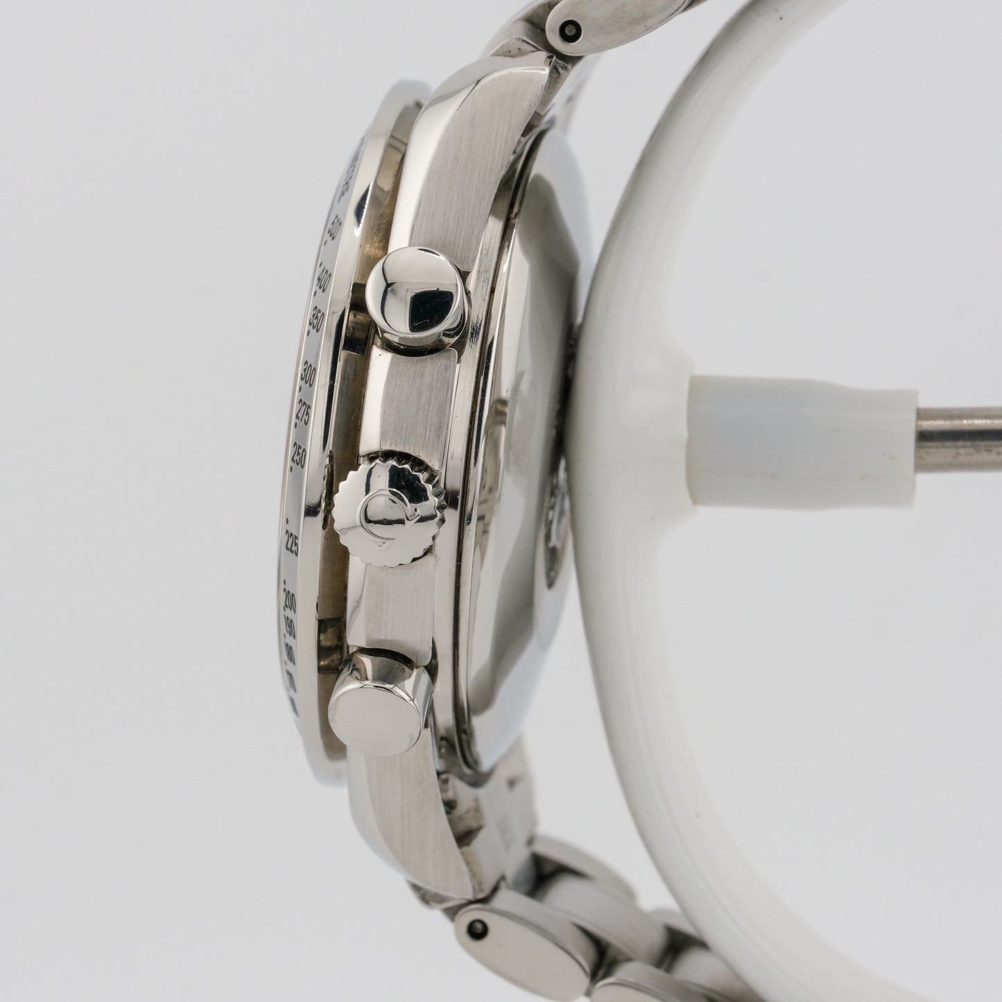 OMEGA SPEEDMASTER CHRONOGRAPH AUTOMATIC OLYMPIC ENAMEL DIAL REF. 175.0084