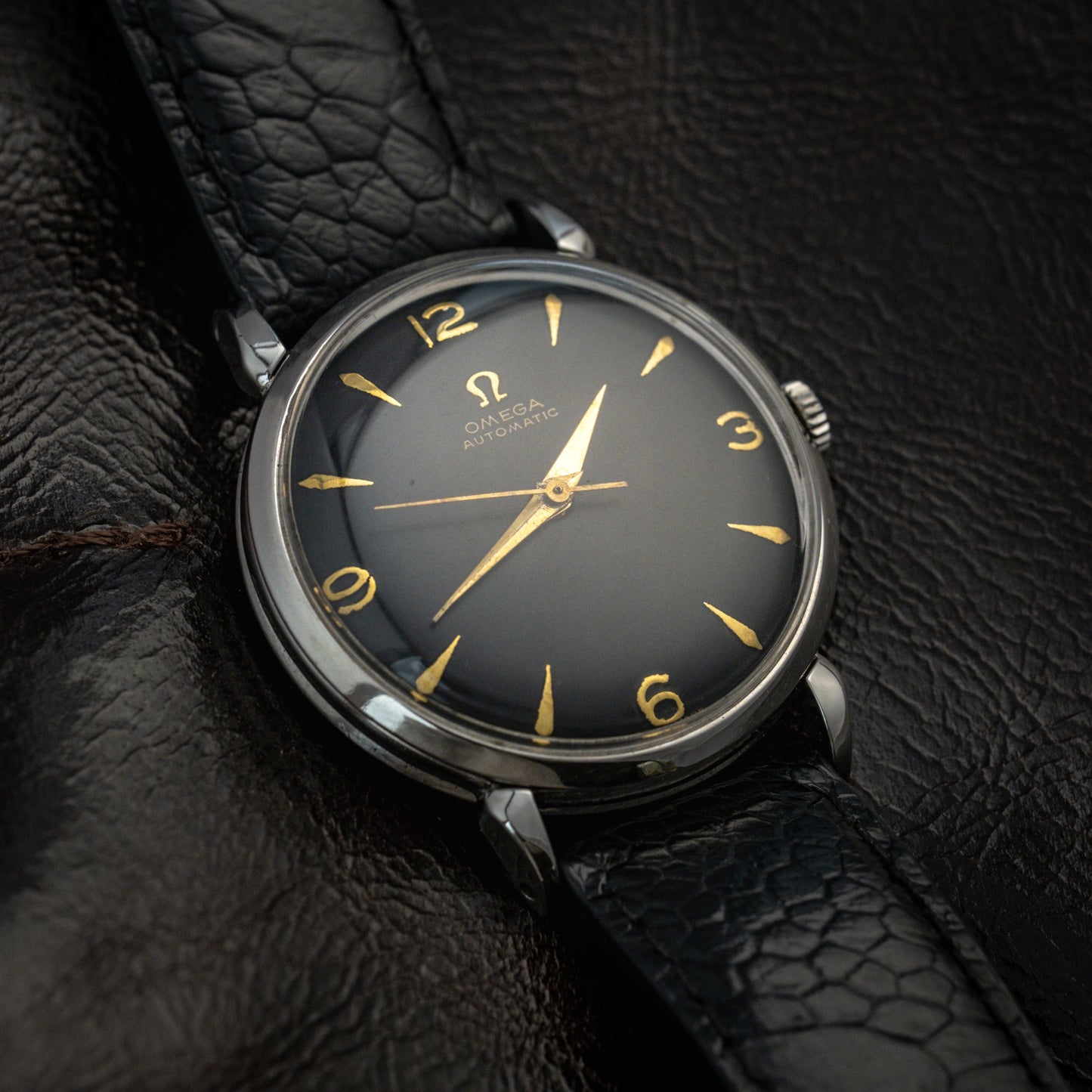 OMEGA BUMPER AUTOMATIC REF. 2446-5