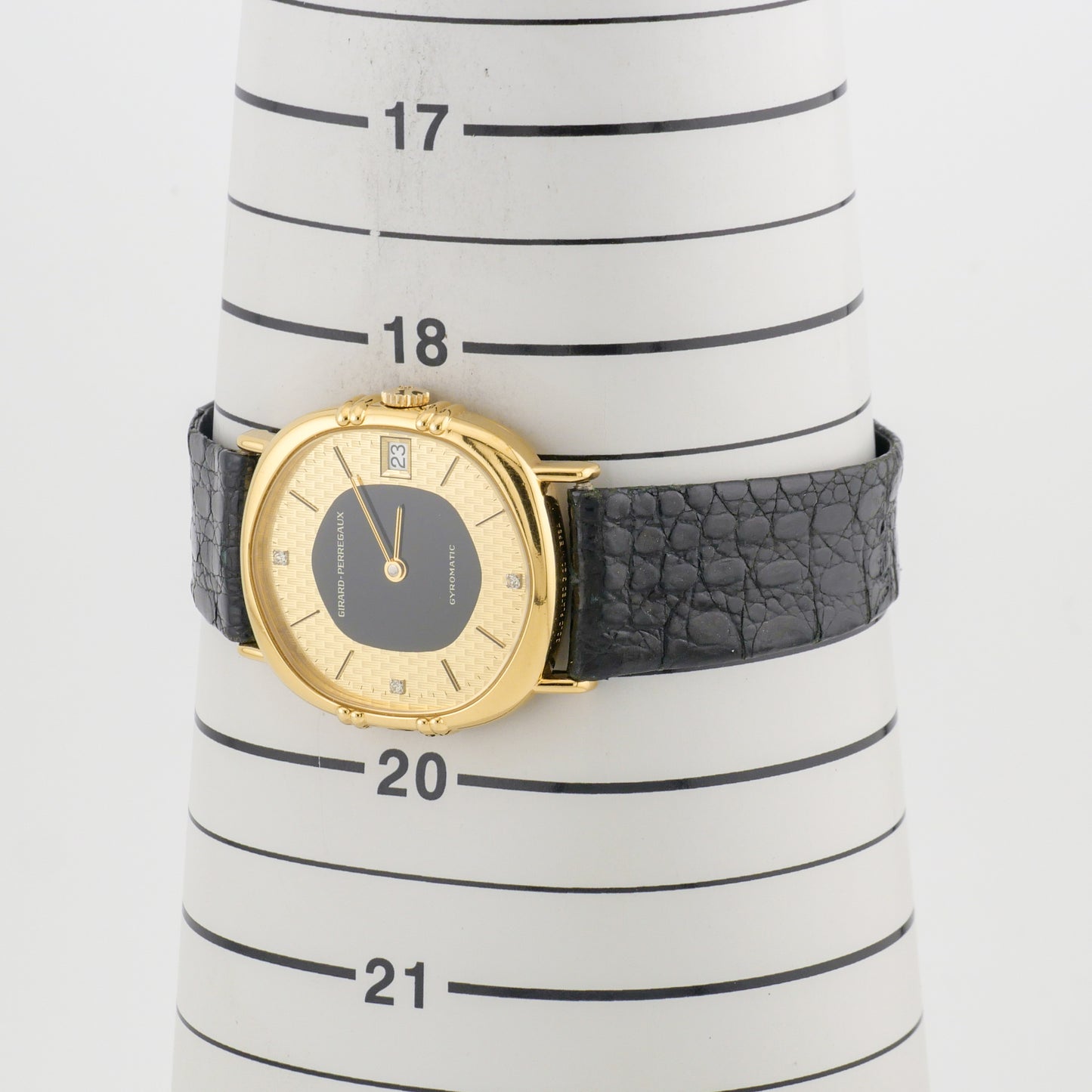 GIRARD-PERREGAUX GYROMATIC AUTOMATIC REF. 214-159