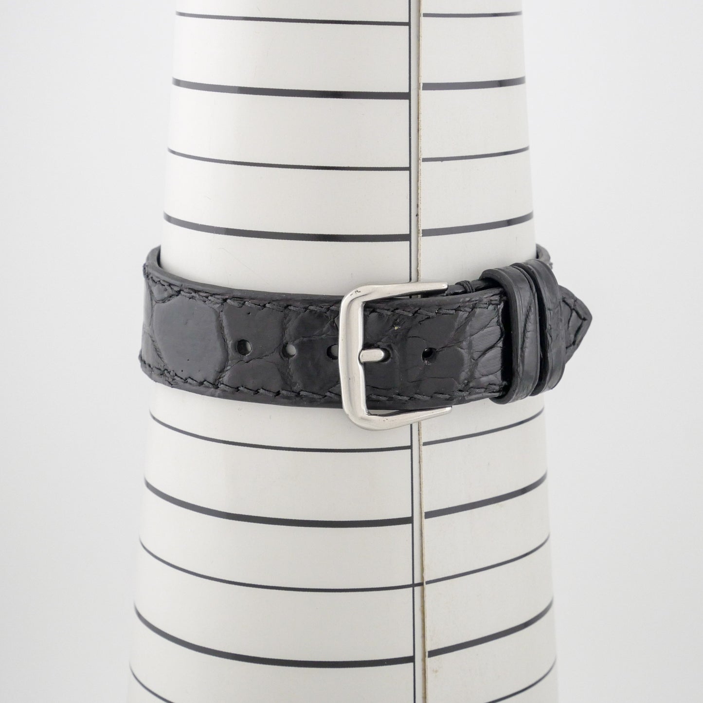 GRAND SEIKO GS HI-BEAT DAY AUTOMATIC. 5645-7010