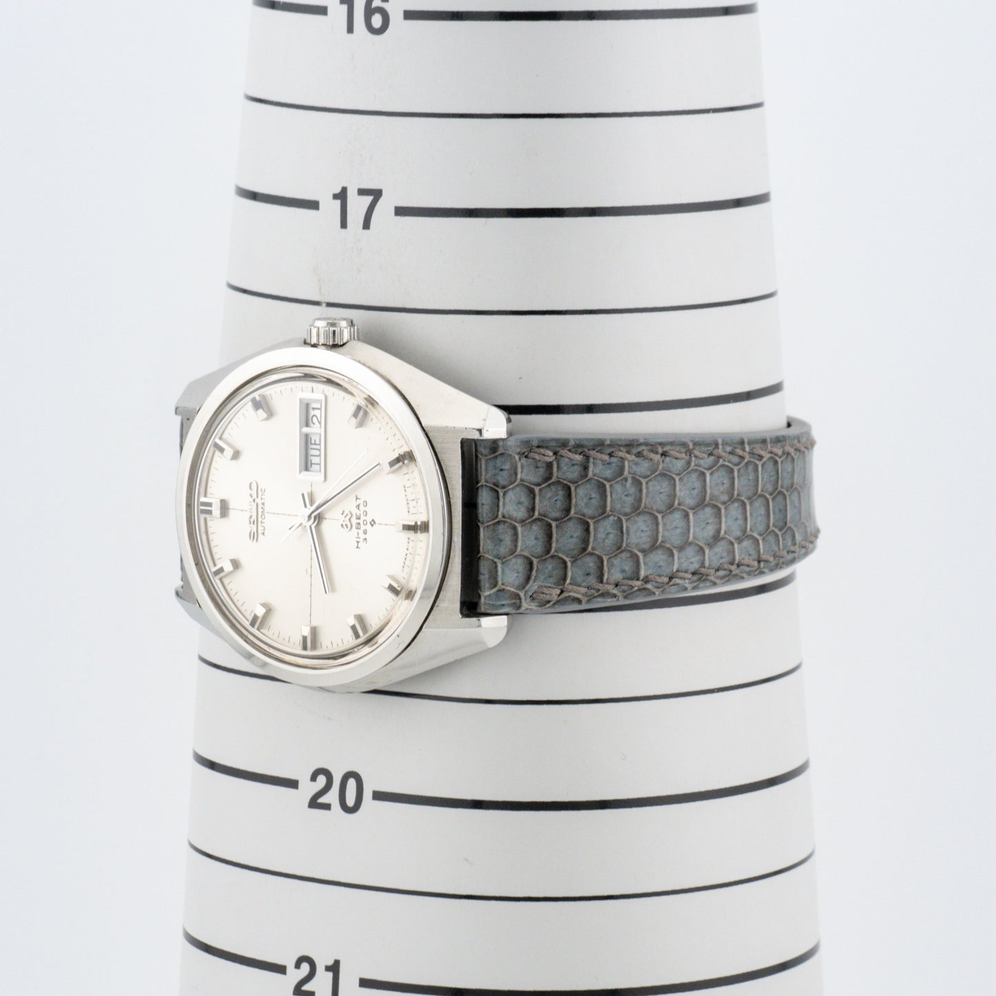 GRAND SEIKO GS AUTOMATIC HI-BEAT 36000 REF. 6146-8000