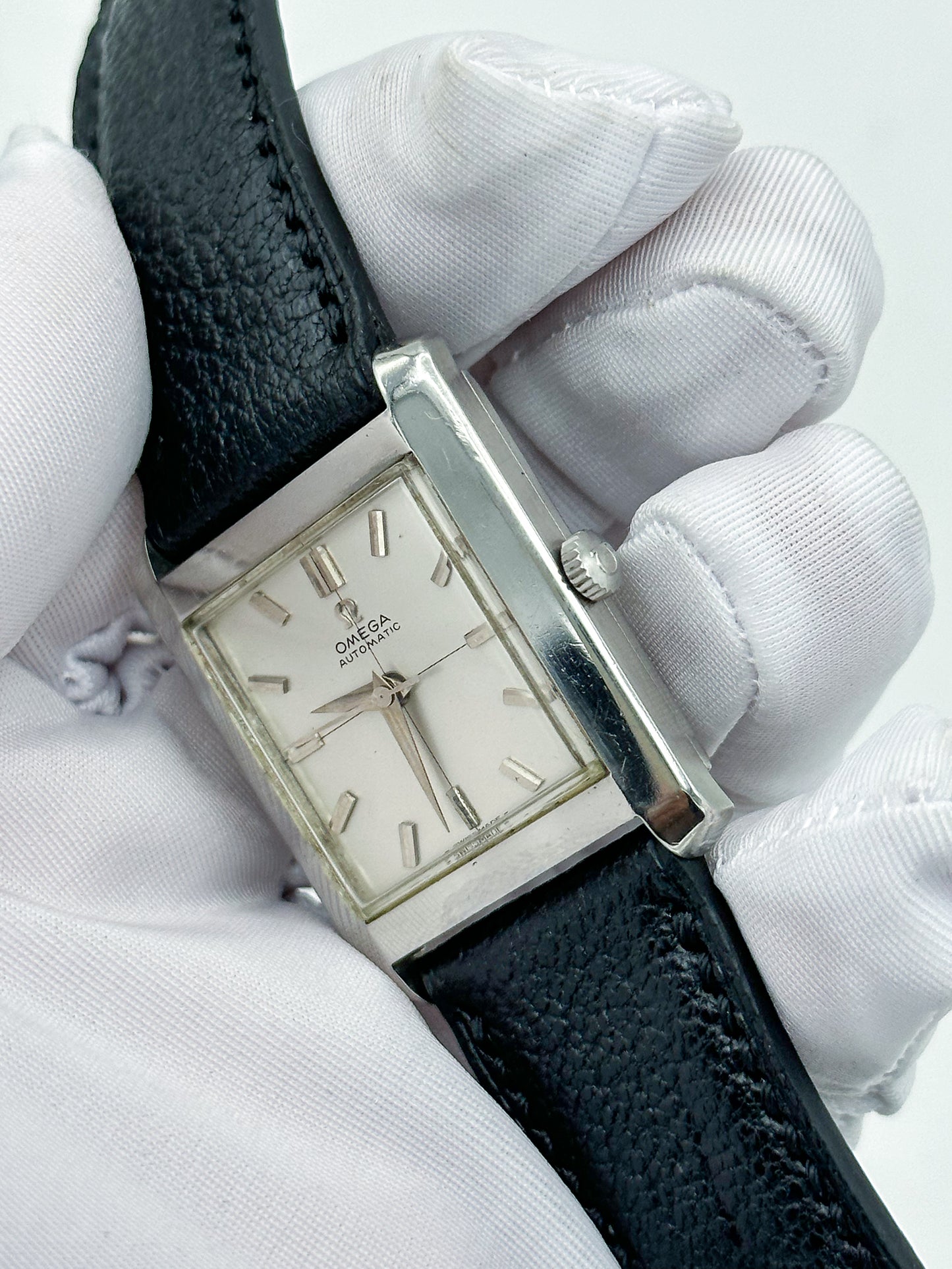 OMEGA AUTOMATIC CROSSHAIR DIAL REF. 3999 SC61