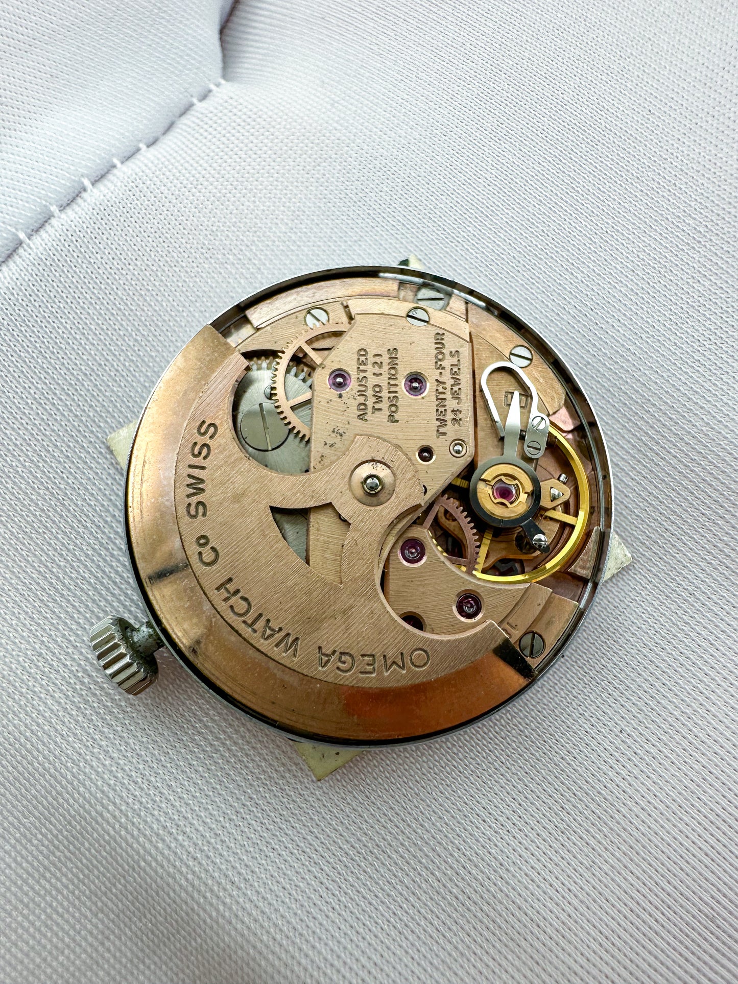 OMEGA AUTOMATIC CROSSHAIR DIAL REF. 3999 SC61