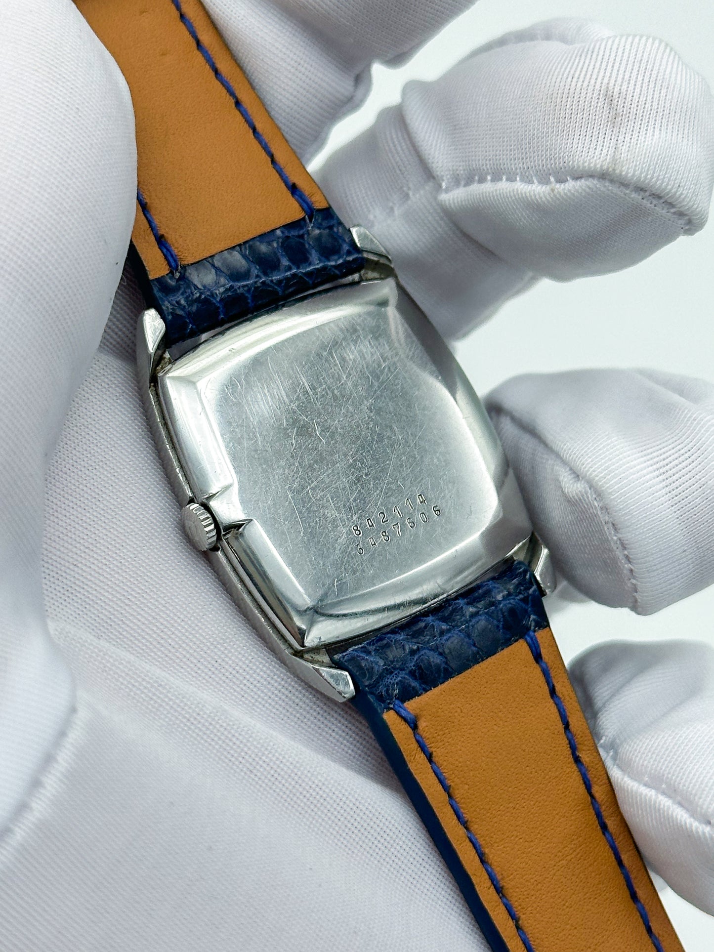 UNIVERSAL GENÈVE REF. 842114