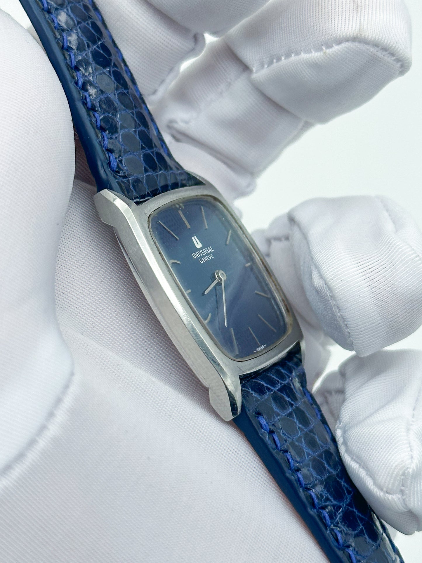 UNIVERSAL GENÈVE REF. 842114