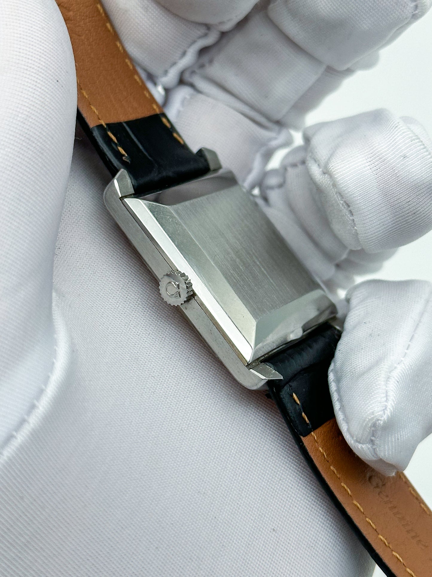 OMEGA AUTOMATIC MOD DIAL REF. 3999 5SC