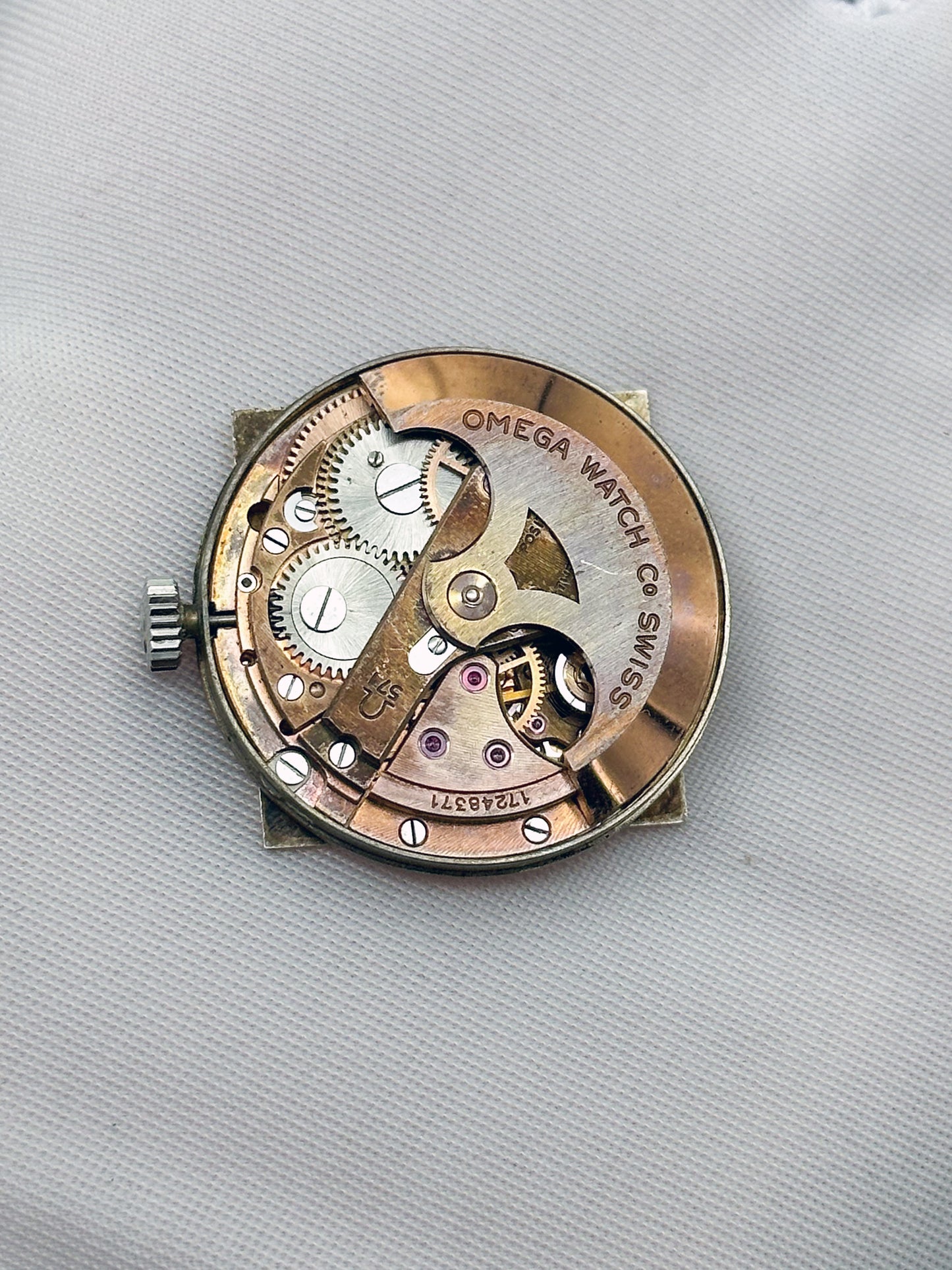 OMEGA AUTOMATIC MOD DIAL REF. 3999 5SC