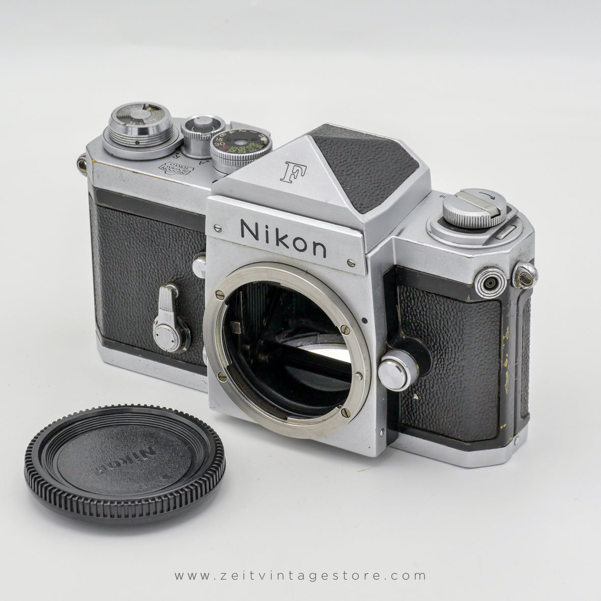 NIKON F + STANDARD PRISM FINDER