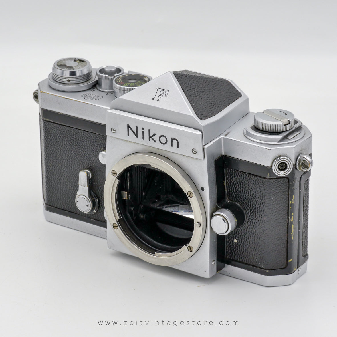 NIKON F + STANDARD PRISM FINDER