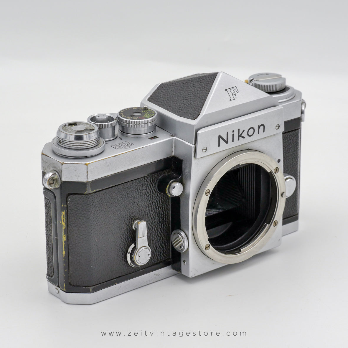 NIKON F + STANDARD PRISM FINDER