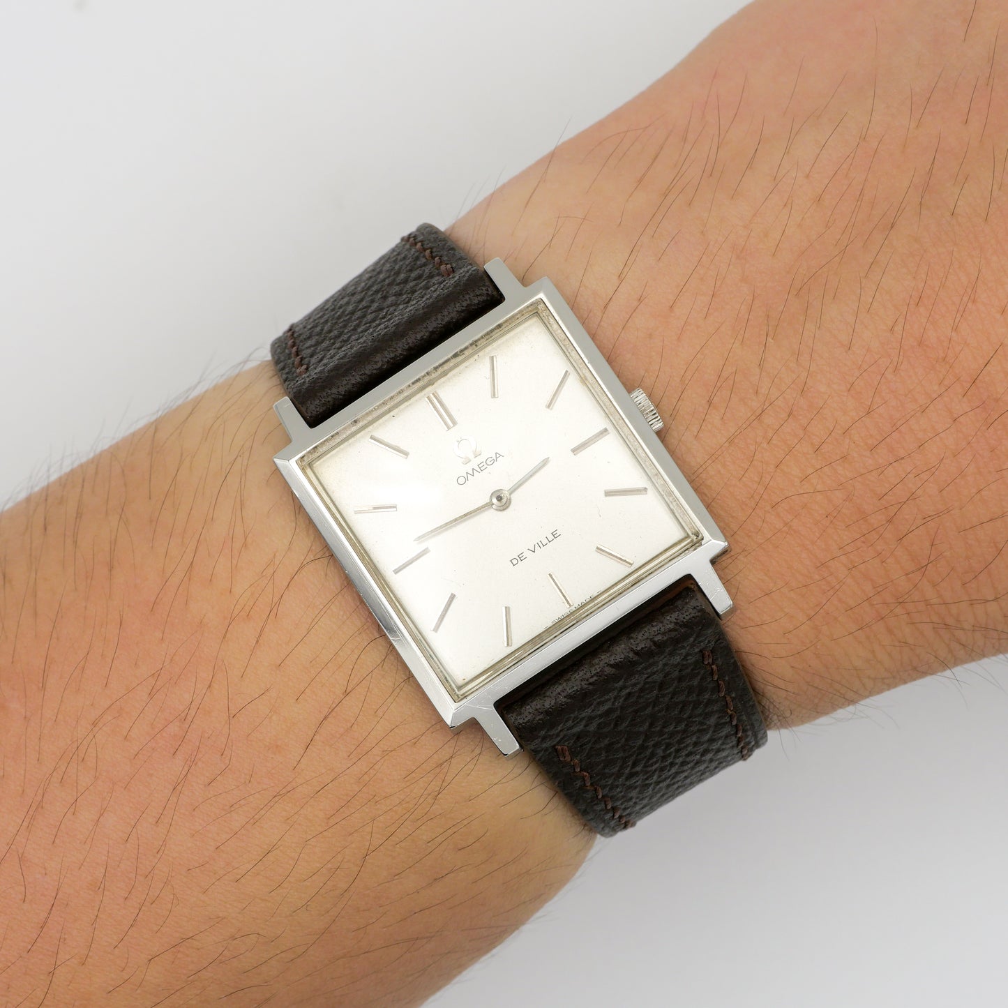 OMEGA DE VILLE REF. 111.024