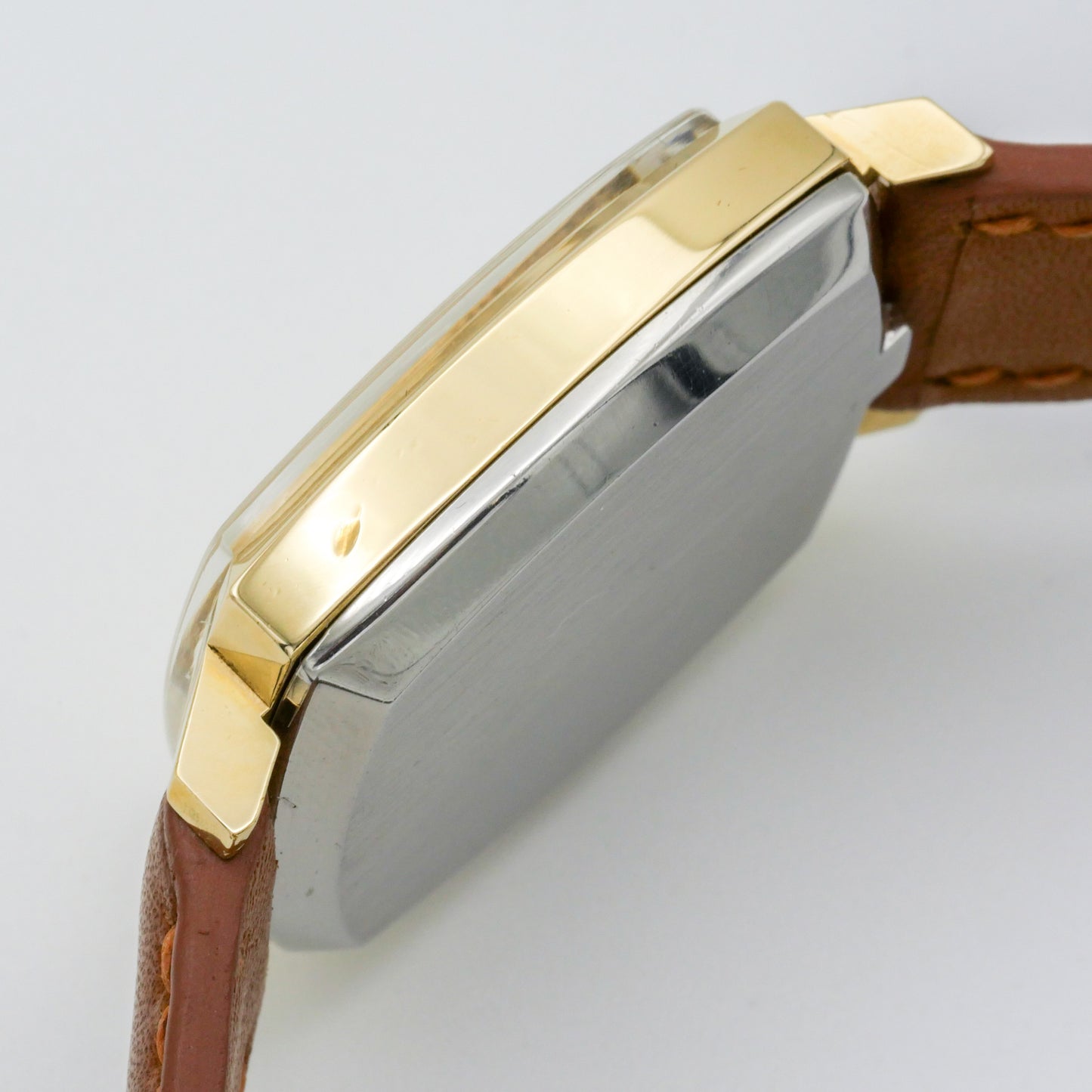 OMEGA GENÈVE AUTOMATIC REF. 162.0052