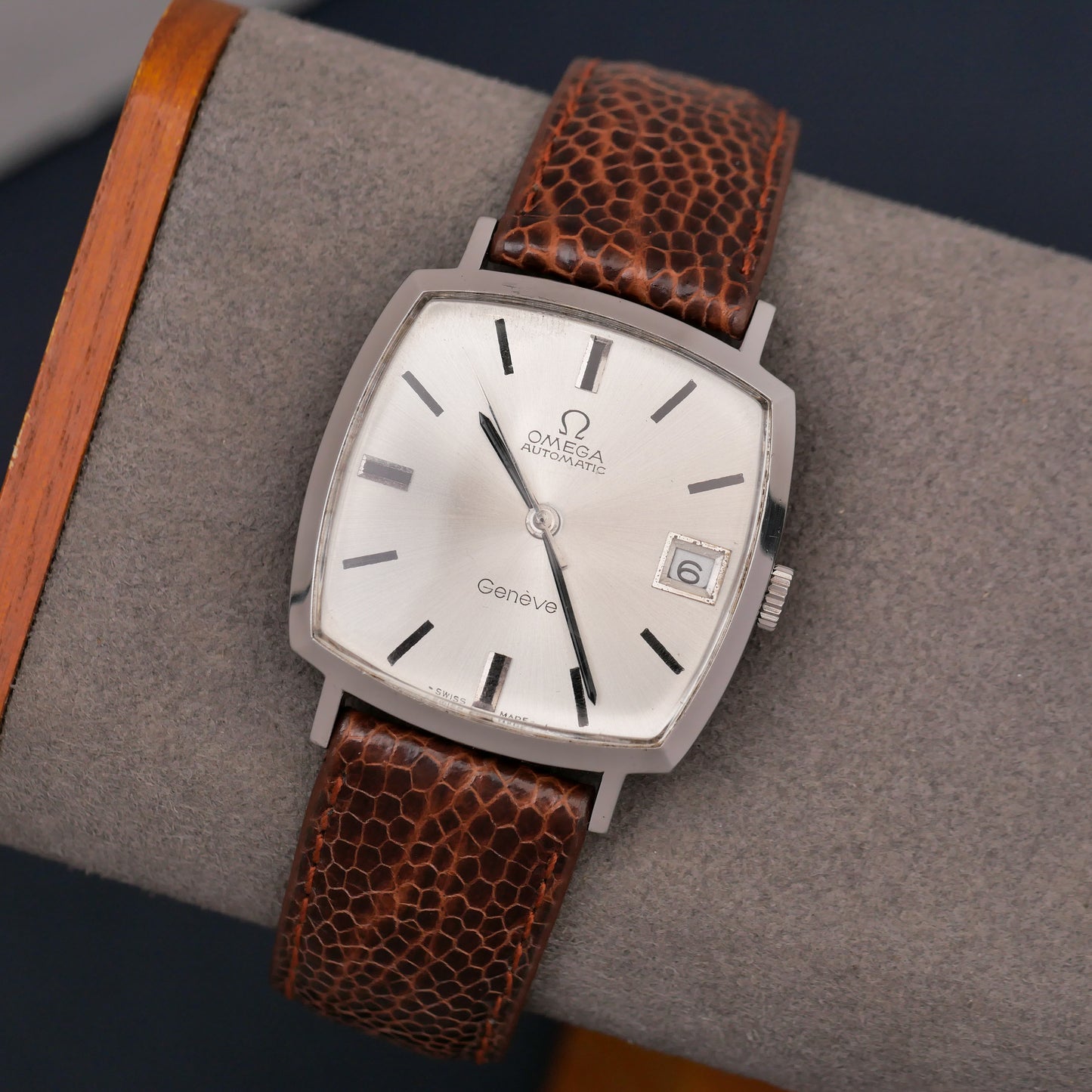 OMEGA GENÈVE AUTOMATIC REF. 162.0010