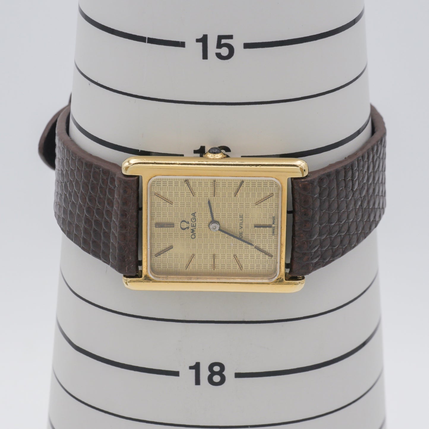 OMEGA DE VILLE REF. 511.0404