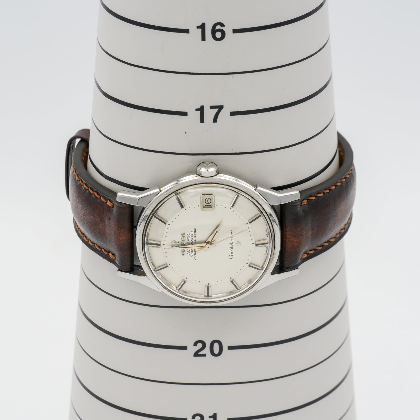 OMEGA CONSTELLATION CHRONOMETER AUTOMATIC "PIE PAN" REF. 14902-62-SC