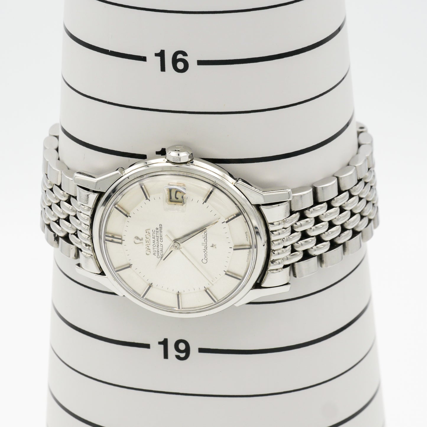 OMEGA CONSTELLATION "PIE PAN" CHRONOMETER AUTOMATIC REF. 168.005