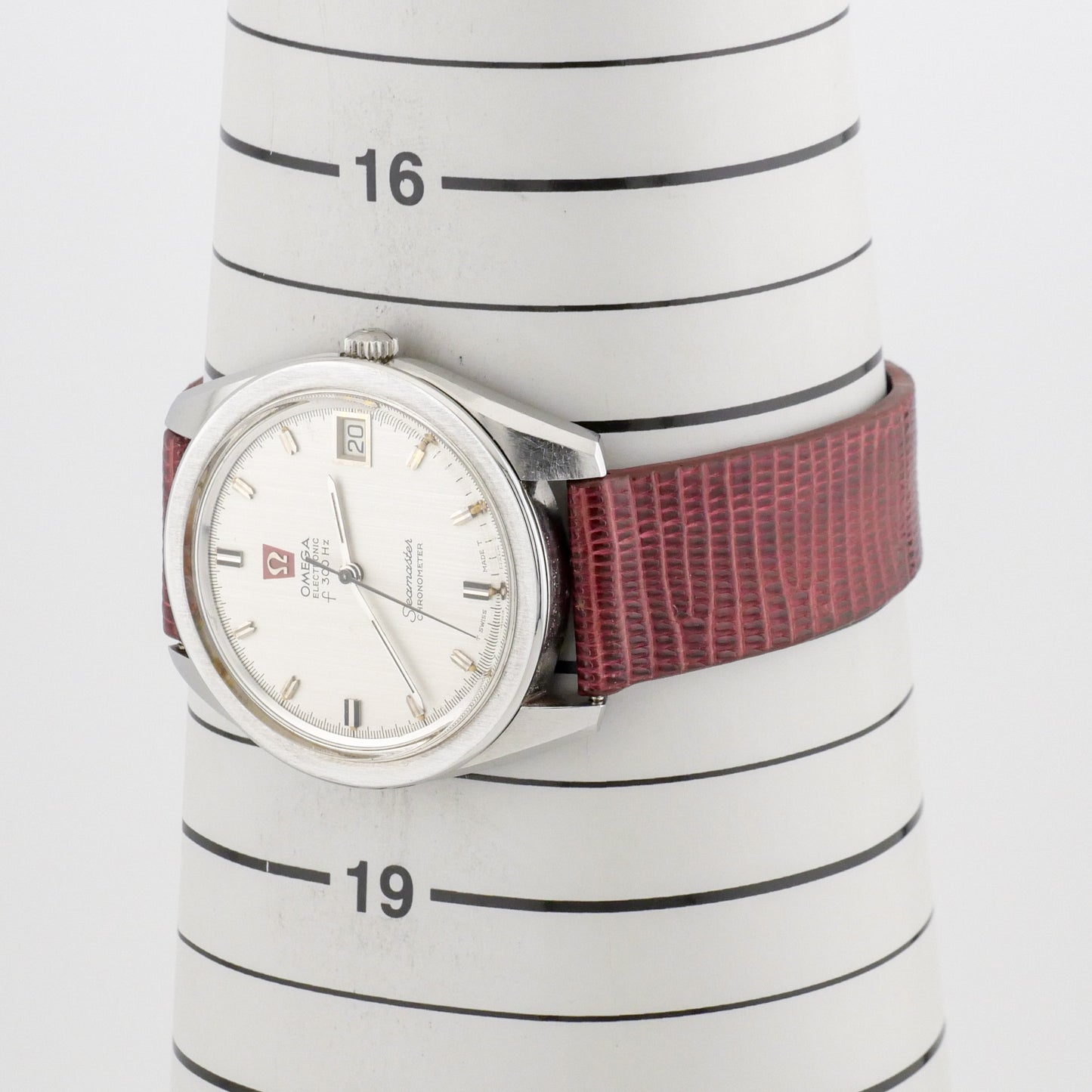 OMEGA ELECTRONIC SEAMASTER F300HZ CHRONOMETER REF. 198.001