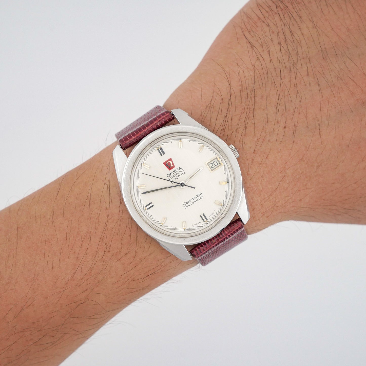 OMEGA ELECTRONIC SEAMASTER F300HZ CHRONOMETER REF. 198.001