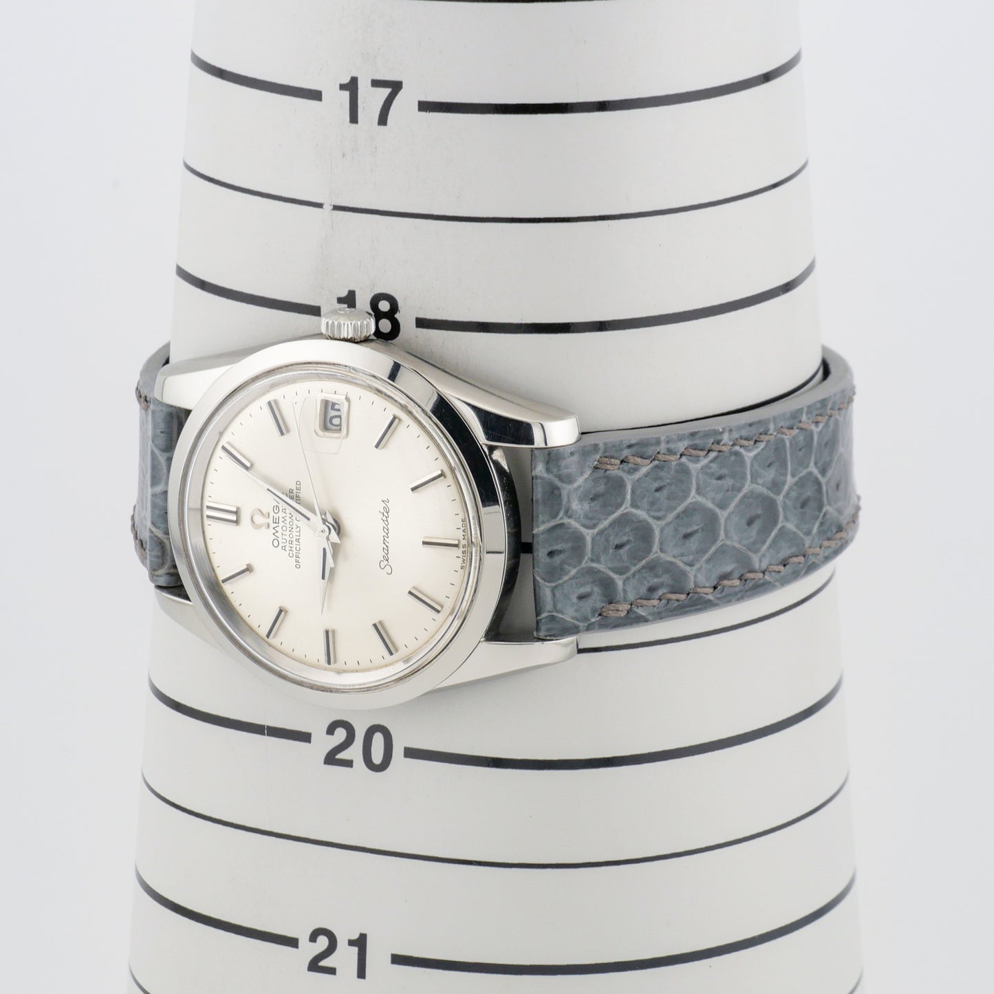 OMEGA SEAMASTER AUTOMATIC CHRONOMETER REF. 166.010