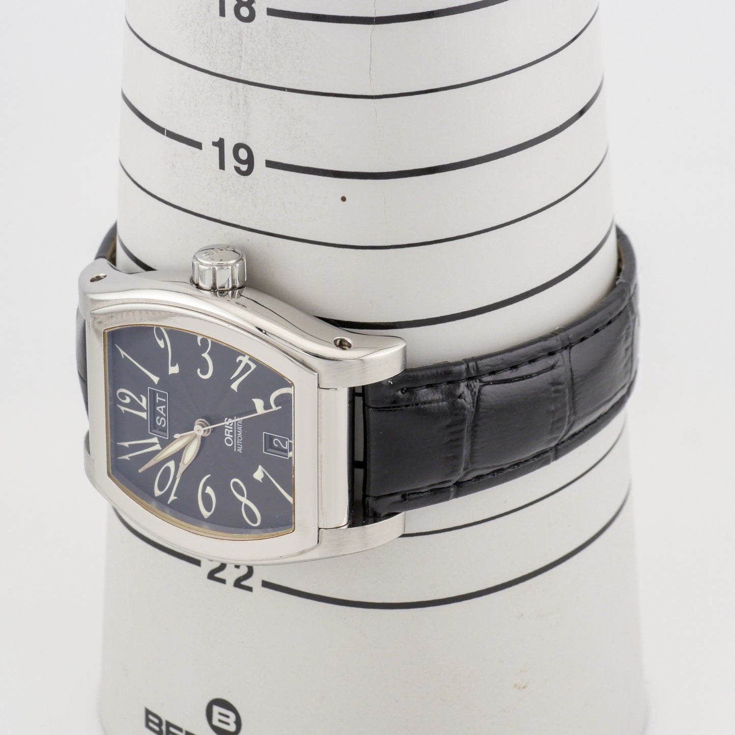 ORIS MILES TONNEAU AUTOMATIC REF. 7539
