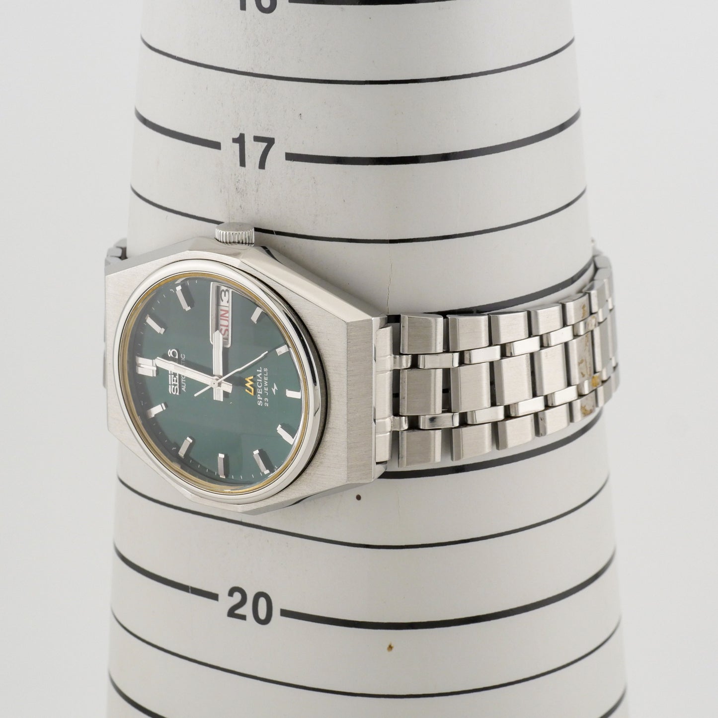 SEIKO LORD MATIC LM SPECIAL 23 JEWELS AUTOMATIC REF. 5216-7110