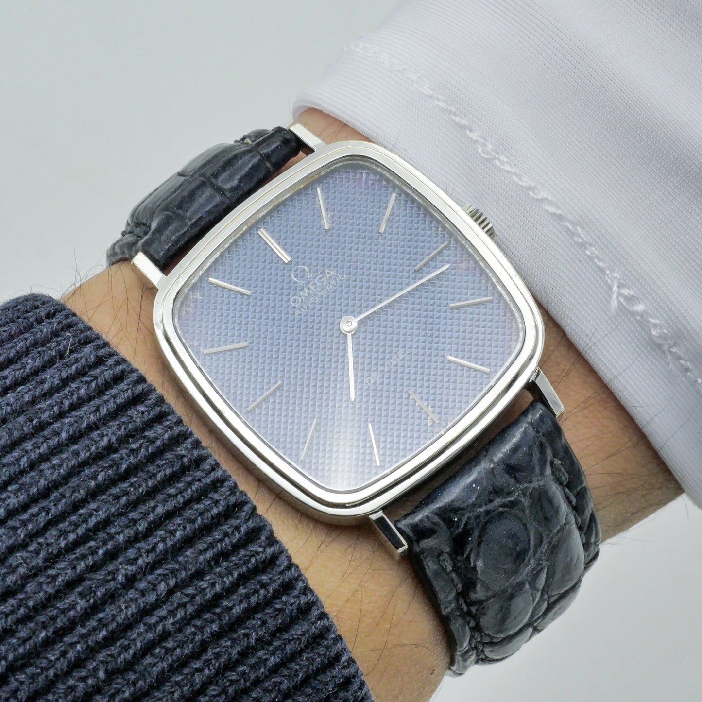 OMEGA DE VILLE AUTOMATIC PATTERN DIAL REF. 151.0045