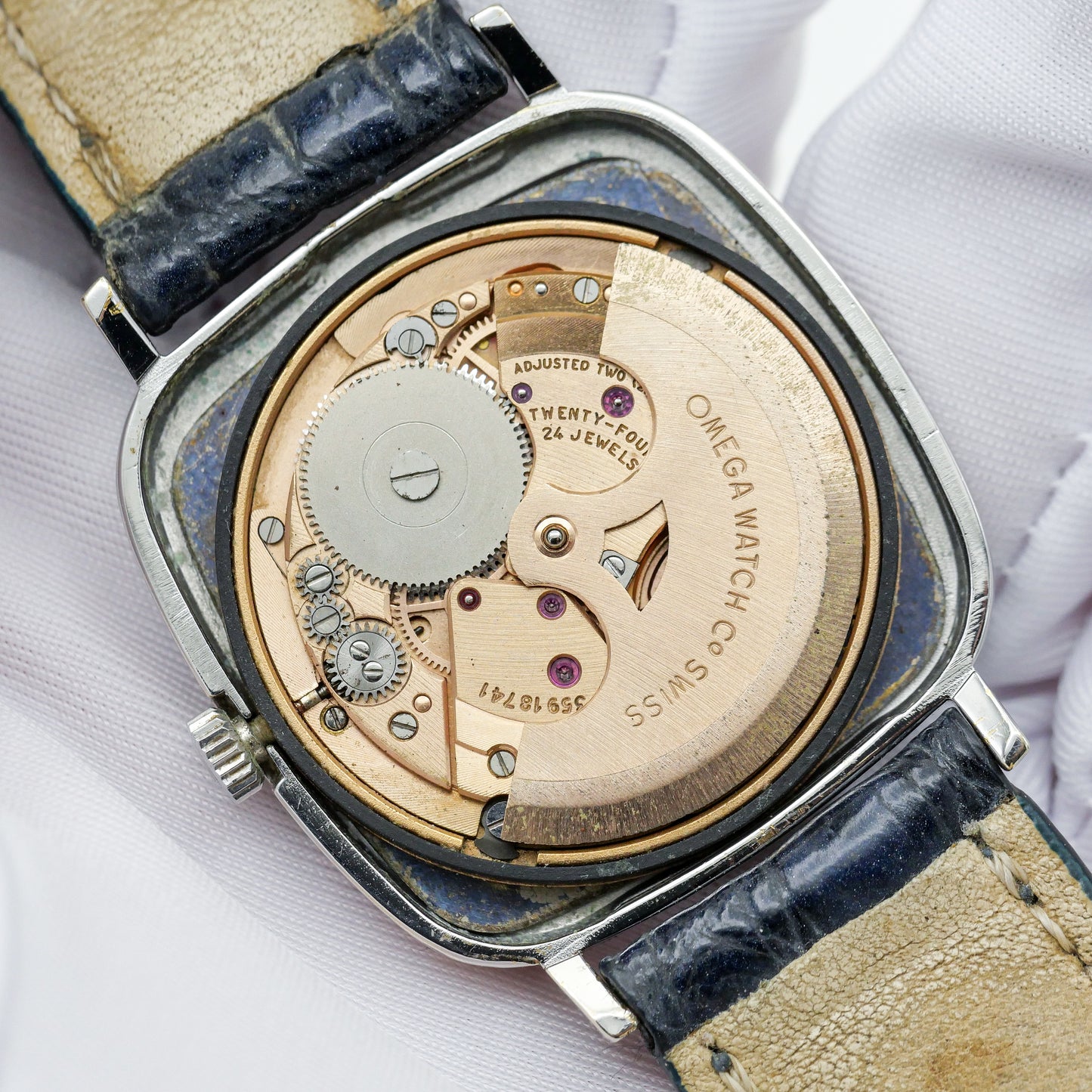 OMEGA DE VILLE AUTOMATIC PATTERN DIAL REF. 151.0045