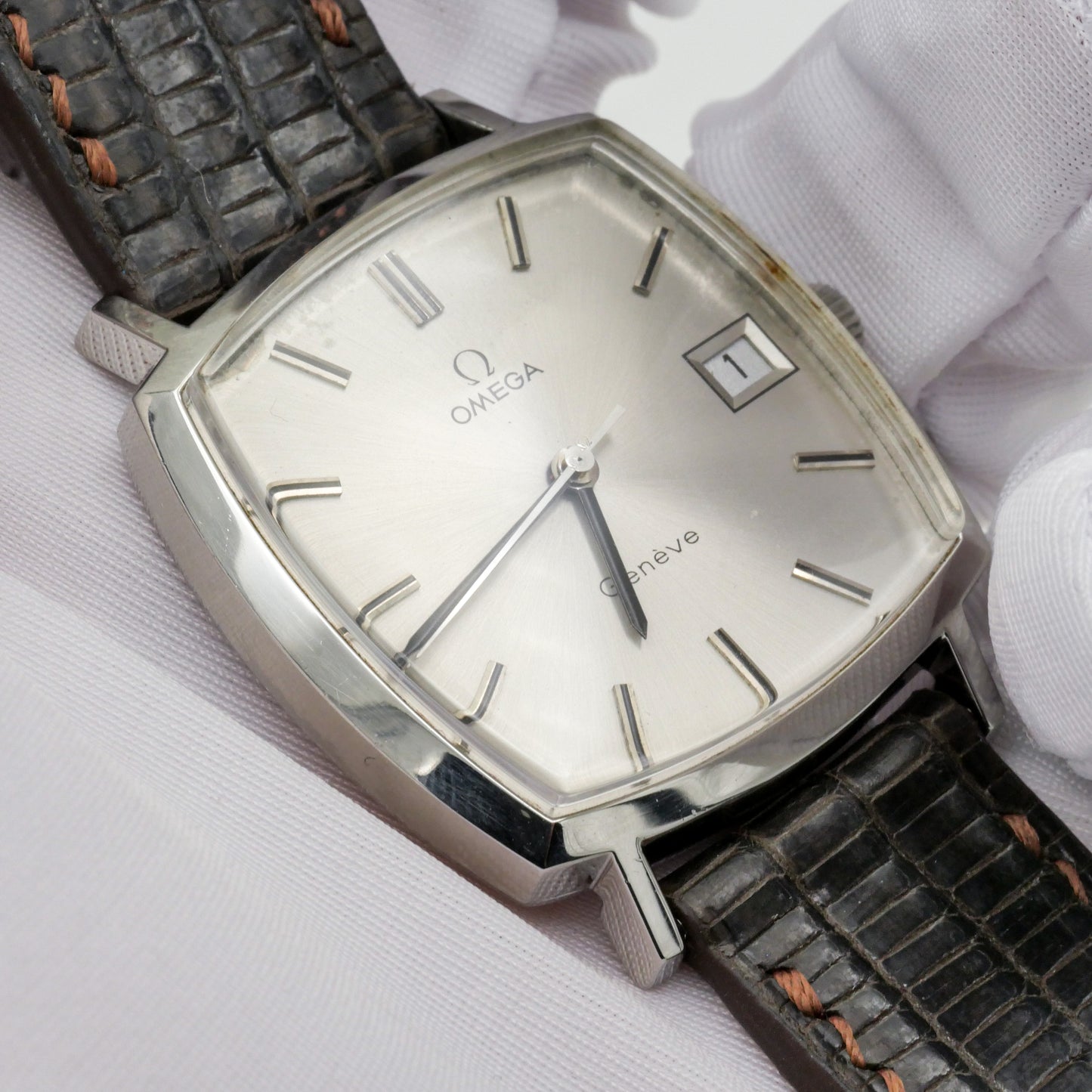 OMEGA GENÈVE REF. 132.0052