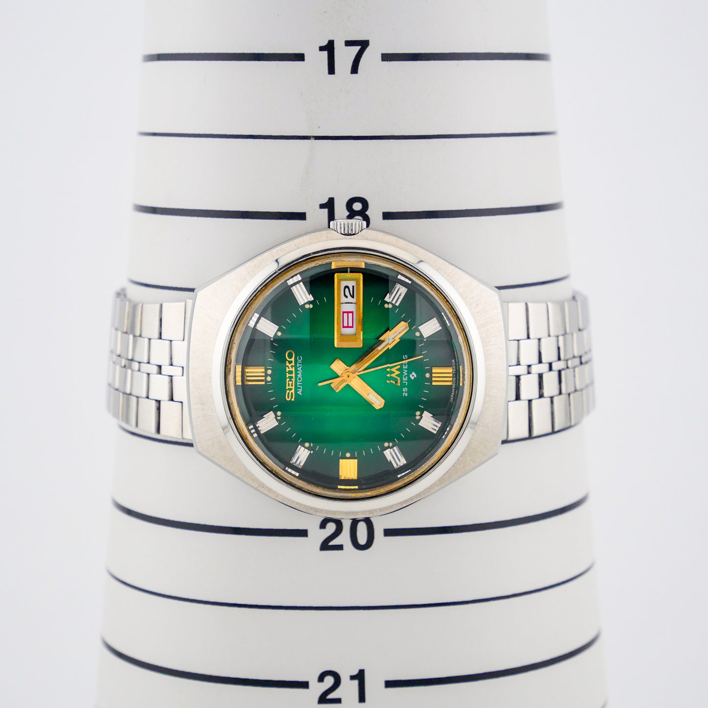 SEIKO LORD MATIC LM 25 JEWELS AUTOMATIC REF. 5606-7300