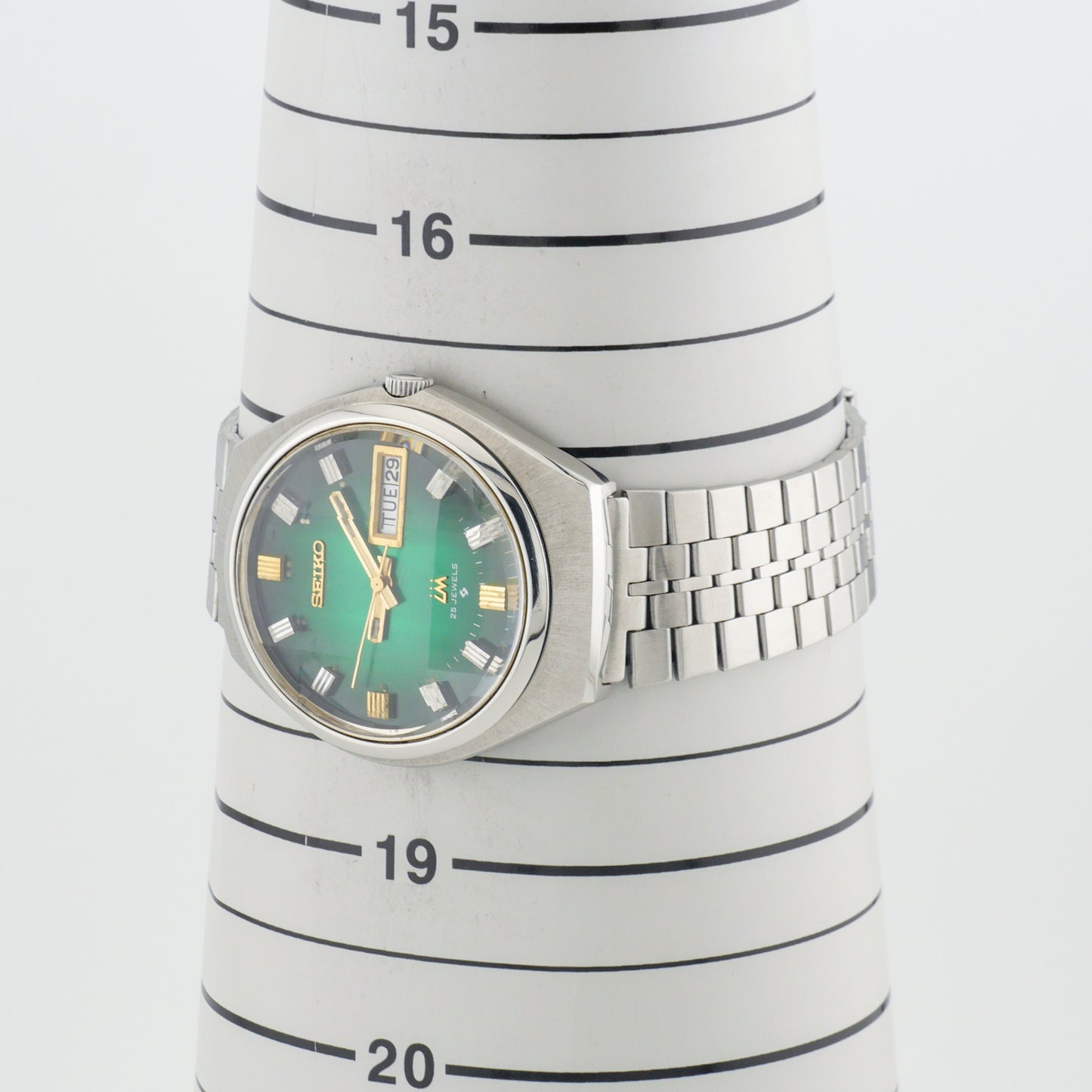 SEIKO LORD MATIC LM 23 JEWELS AUTOMATIC REF. 5606-7300
