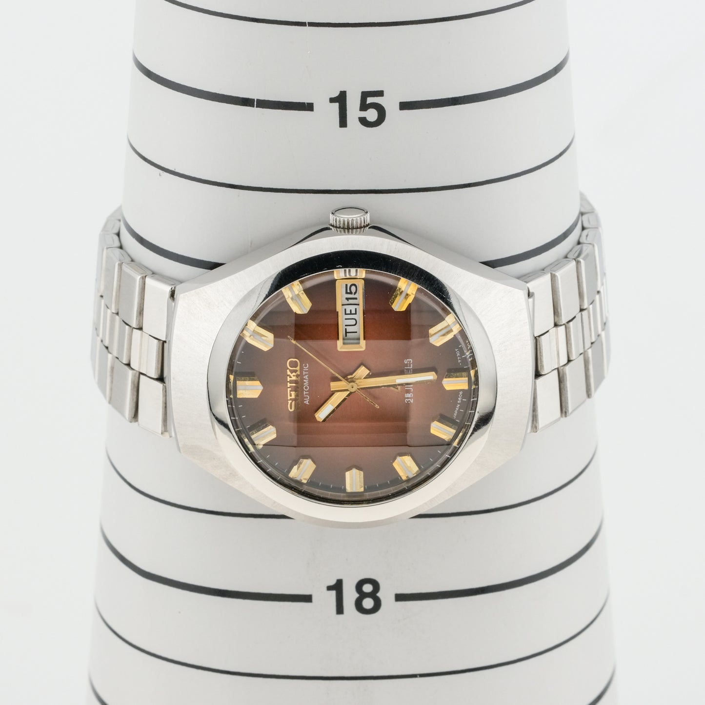 SEIKO LORD MATIC LM 23 JEWELS AUTOMATIC REF. 5606-7360