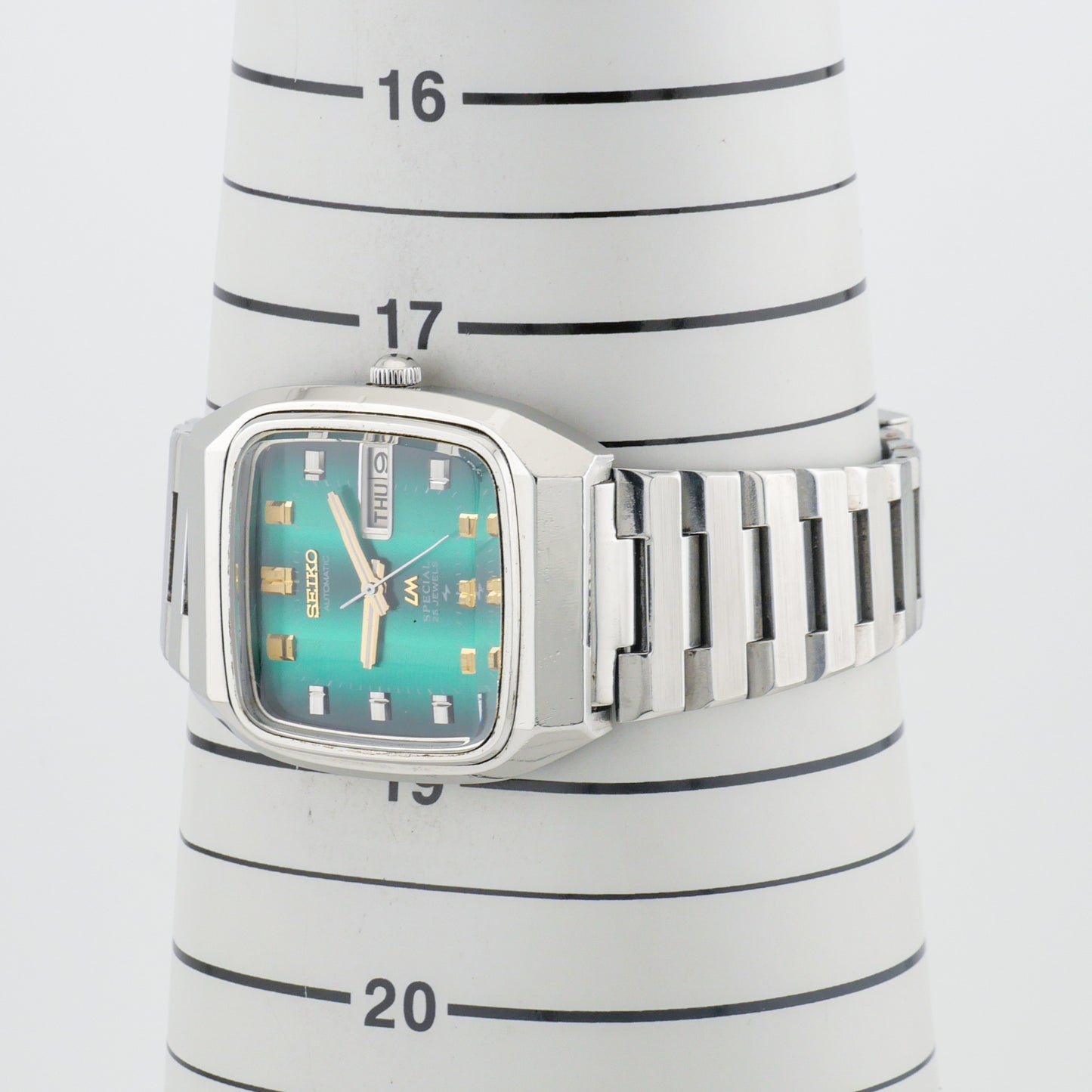 SEIKO LORD MATIC LM SPECIAL 25 JEWELS AUTOMATIC REF. 5216-5000
