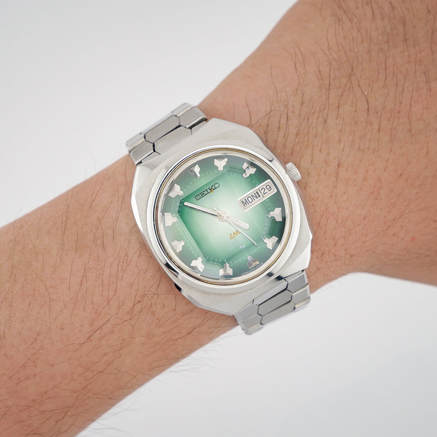 SEIKO LORD MATIC LM SPECIAL 23 JEWELS AUTOMATIC REF. 5216-6000
