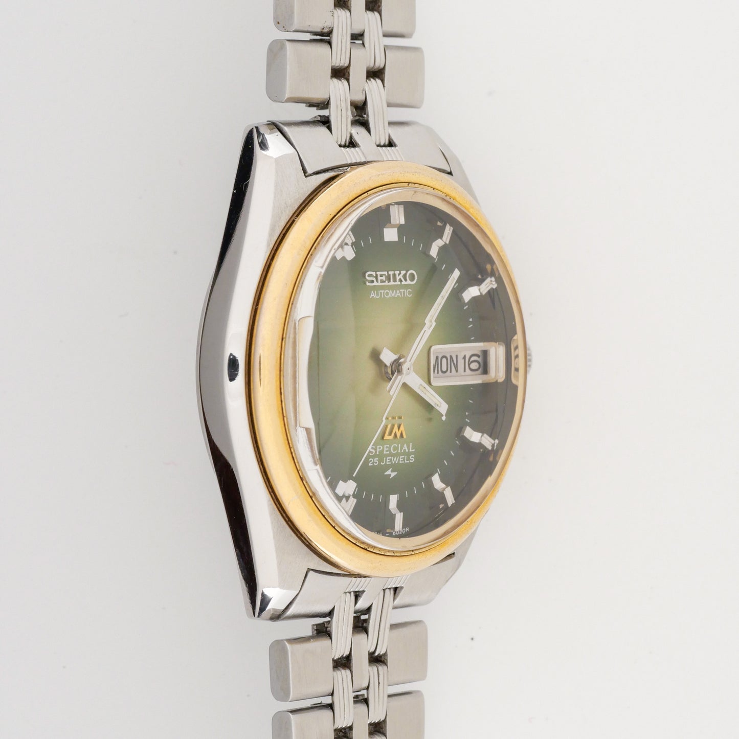 SEIKO LORD MATIC LM SPECIAL 25 JEWELS AUTOMATIC REF. 5216-6010