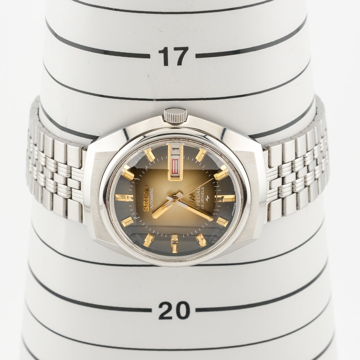 SEIKO LORD MATIC LM SPECIAL 23 JEWELS AUTOMATIC REF. 5216-6020
