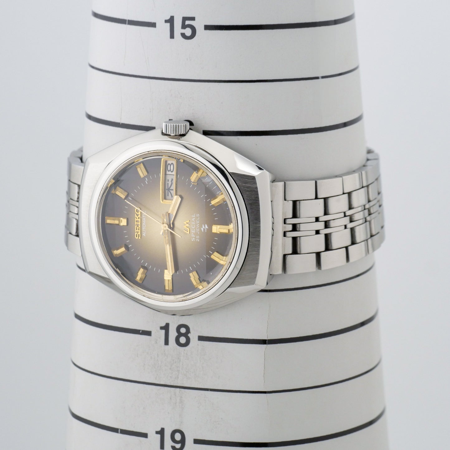 SEIKO LORD MATIC LM SPECIAL 25 JEWELS AUTOMATIC REF. 5216-6020