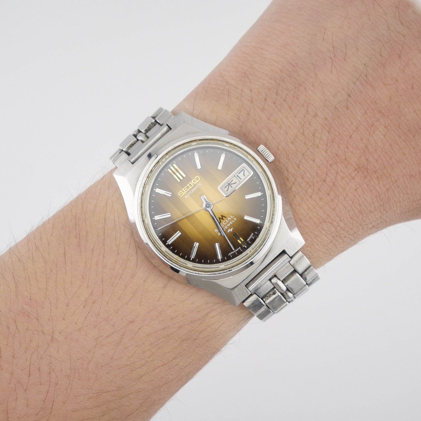 SEIKO LORD MATIC LM SPECIAL 23 JEWELS AUTOMATIC REF. 5216-6040
