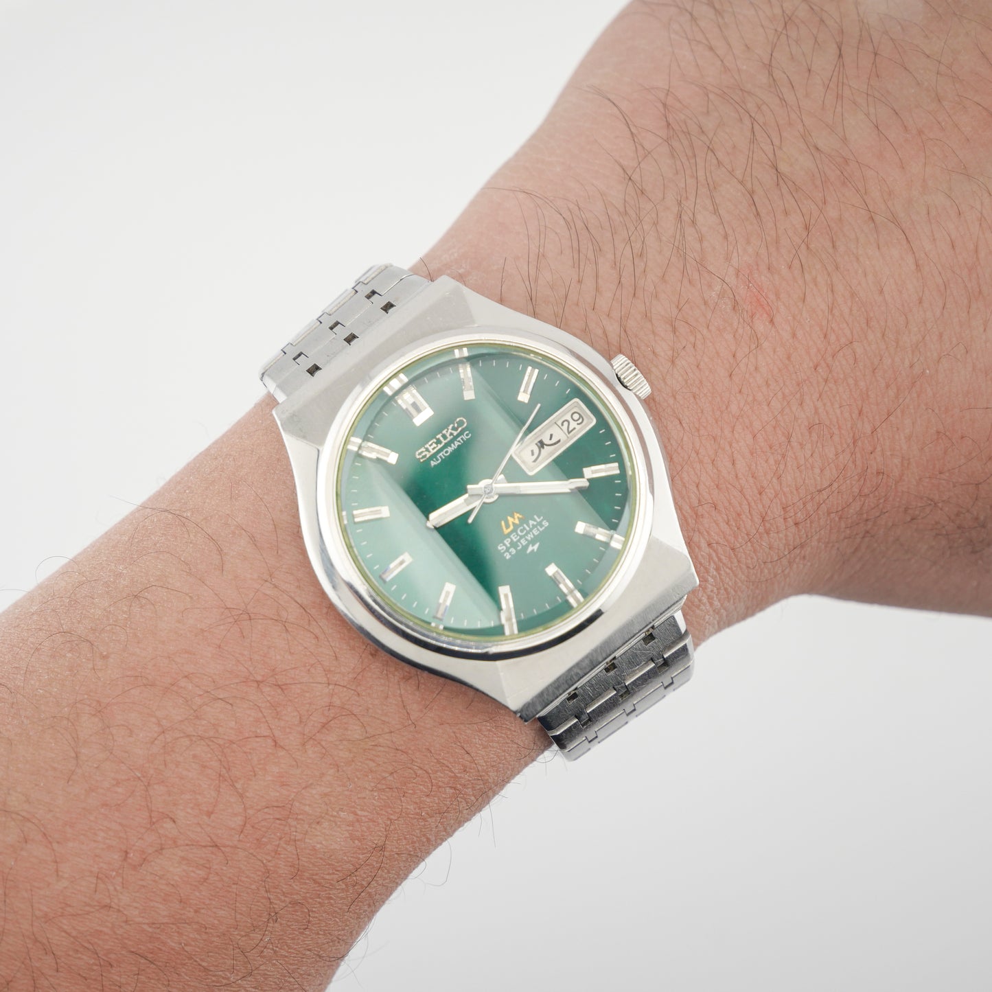 SEIKO LORD MATIC LM SPECIAL 23 JEWELS AUTOMATIC REF. 5216-7040