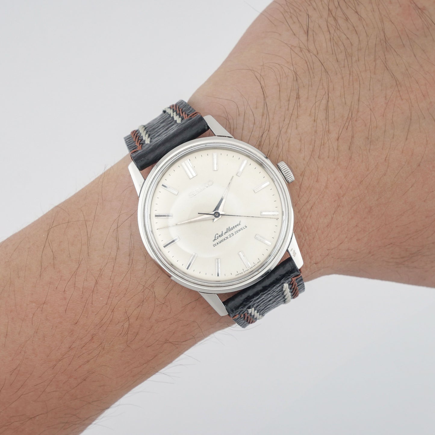 SEIKO LORD MARVEL DIASHOCK 23 JEWELS REF. 5740-0010