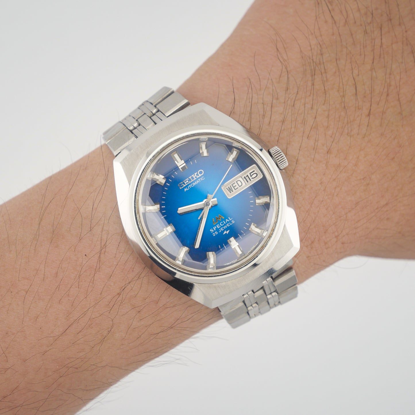 SEIKO LORD MATIC LM SPECIAL 23 JEWELS AUTOMATIC REF. 5216-6020