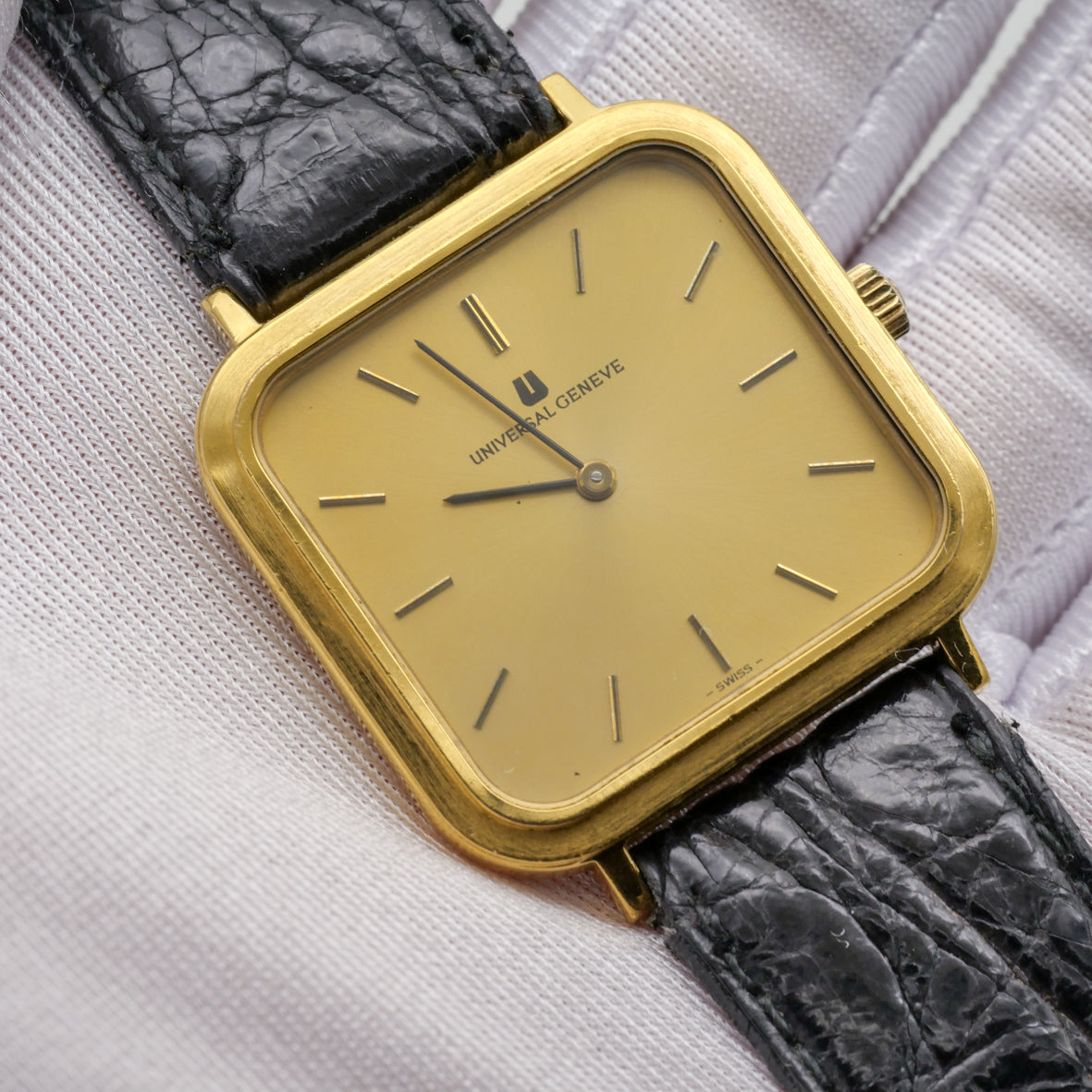 UNIVERSAL GENÈVE REF. 542203