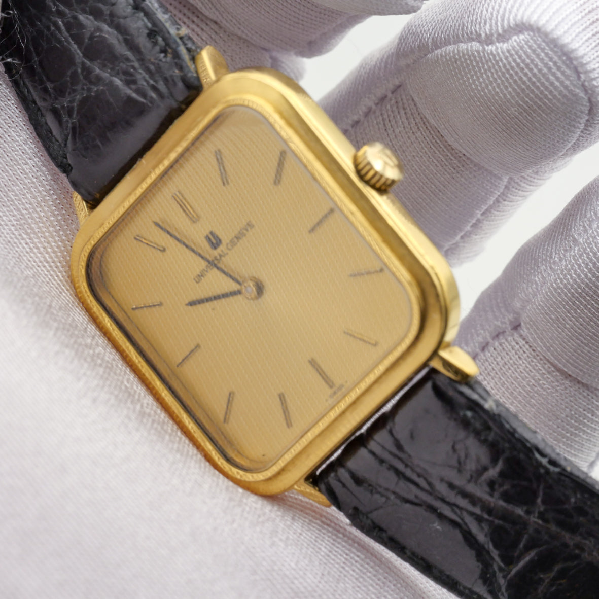 UNIVERSAL GENÈVE REF. 542203