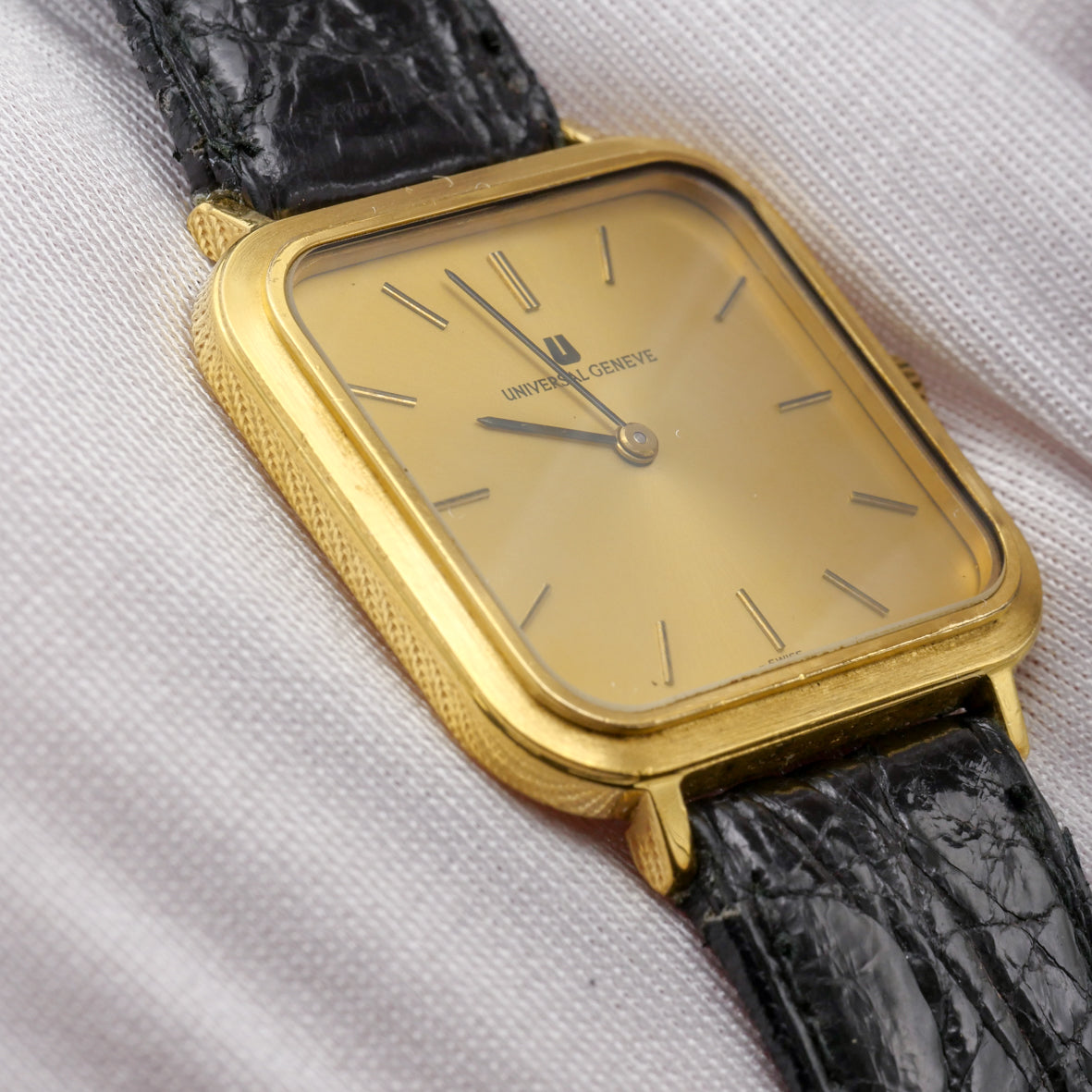 UNIVERSAL GENÈVE REF. 542203