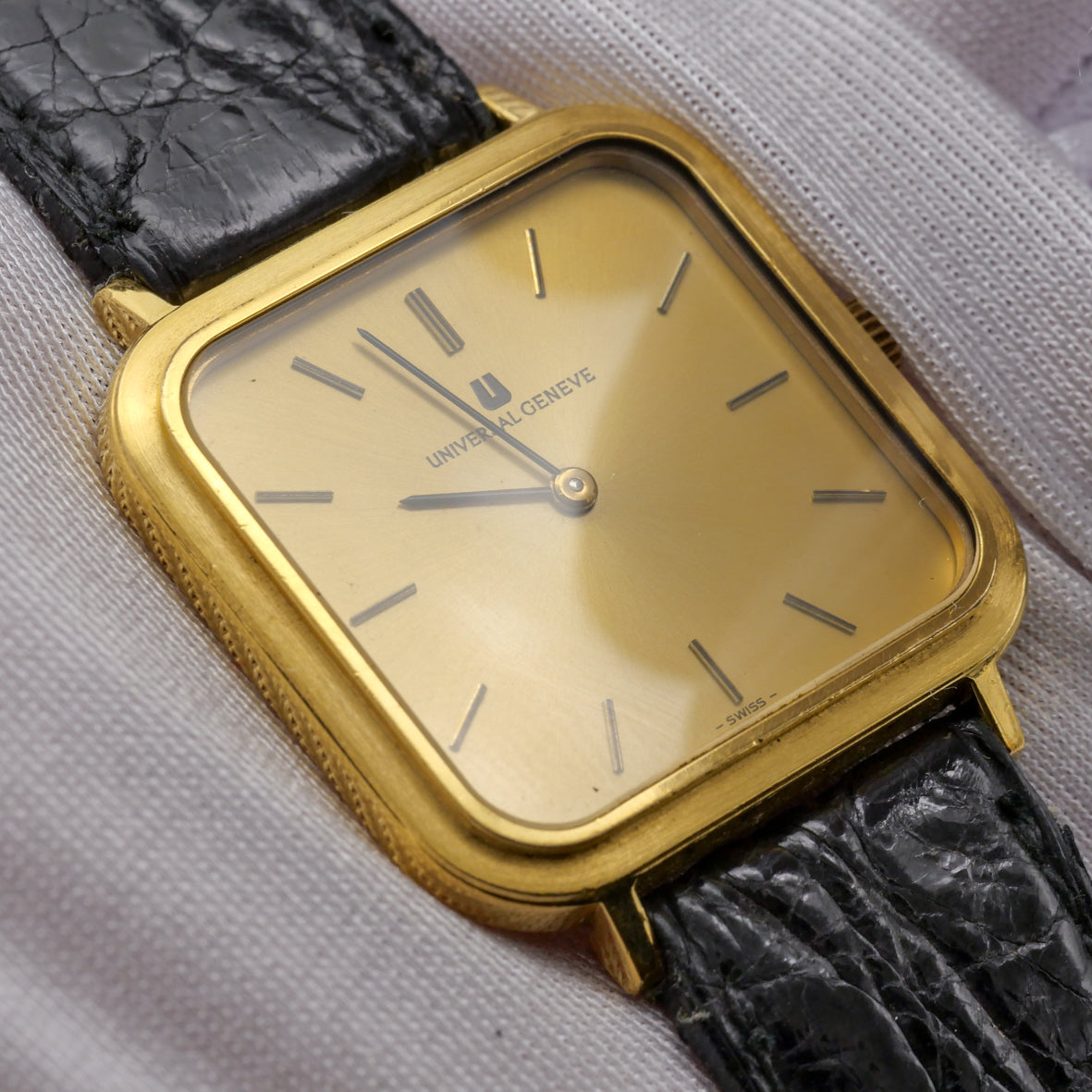 UNIVERSAL GENÈVE REF. 542203
