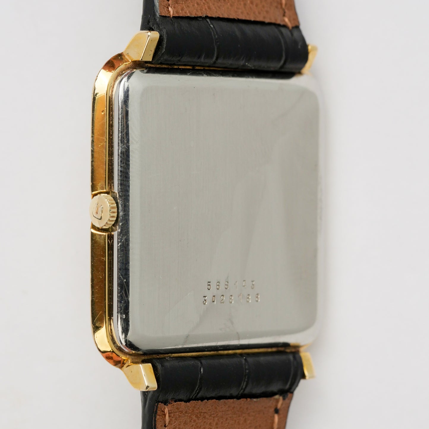 UNIVERSAL GENÈVE GILT SHADOW AUTOMATIC ULTRA-THIN REF. 566143