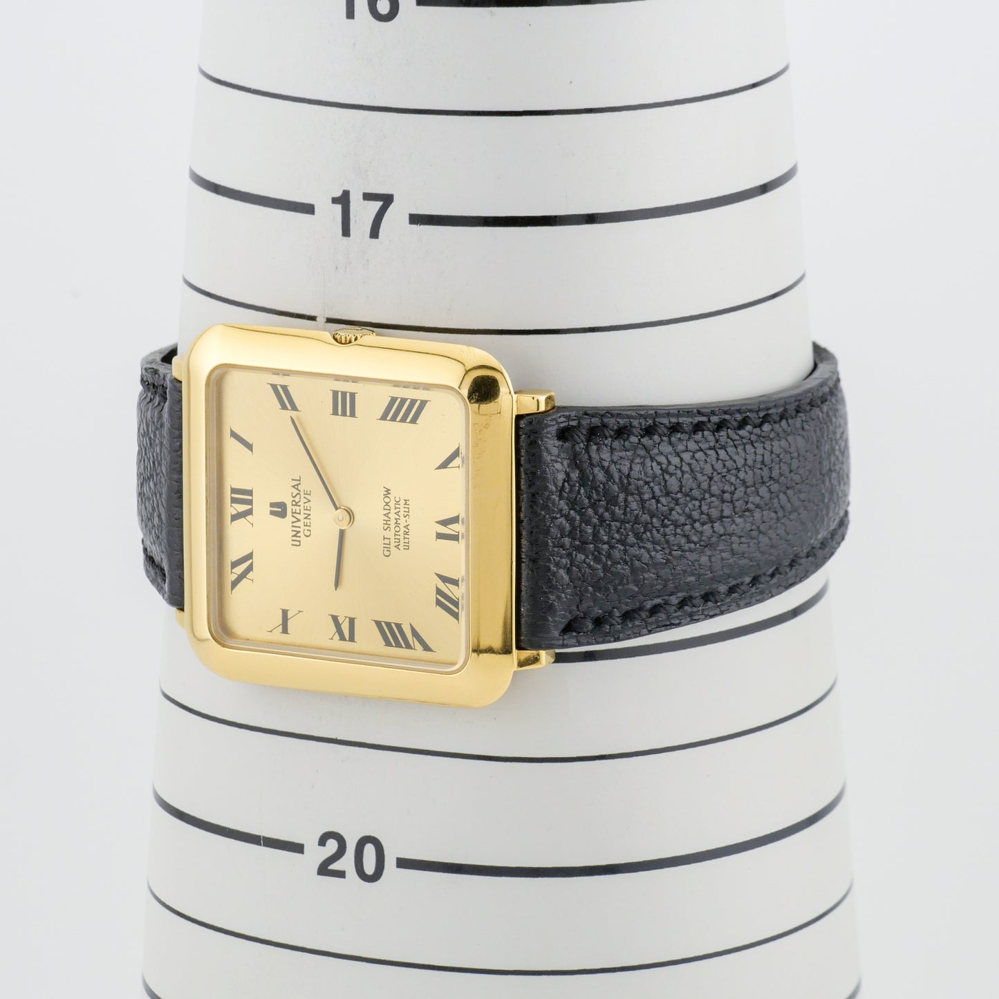 UNIVERSAL GENÈVE GILT SHADOW AUTOMATIC ULTRA-THIN REF. 566143