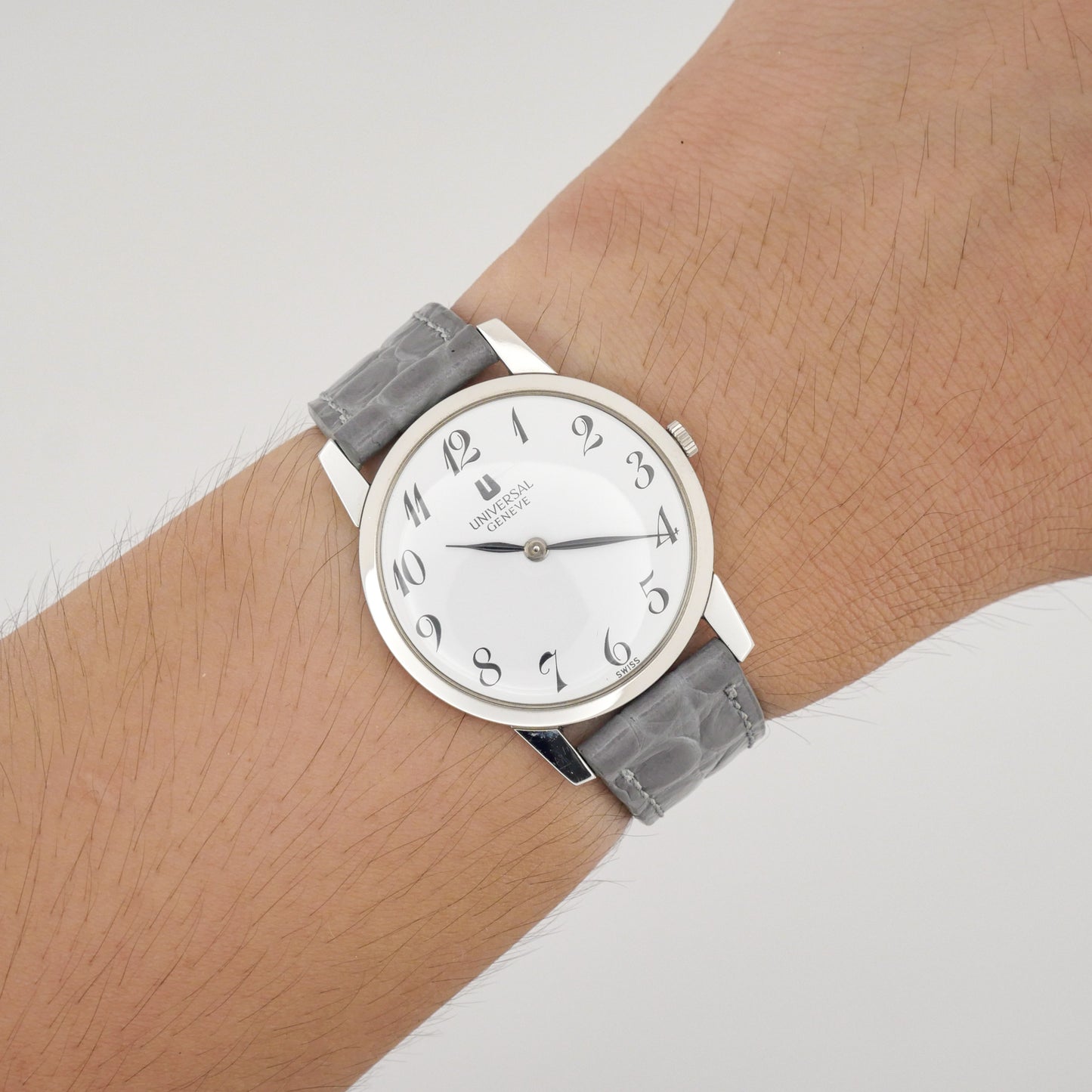 UNIVERSAL GENÈVE REF. 842101
