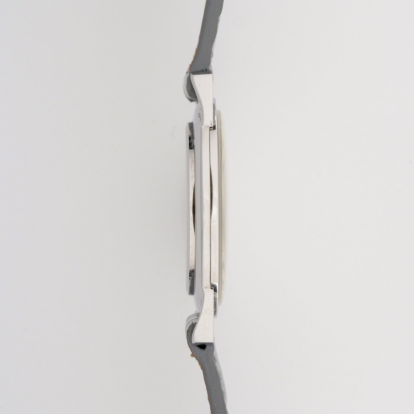 UNIVERSAL GENÈVE REF. 842101