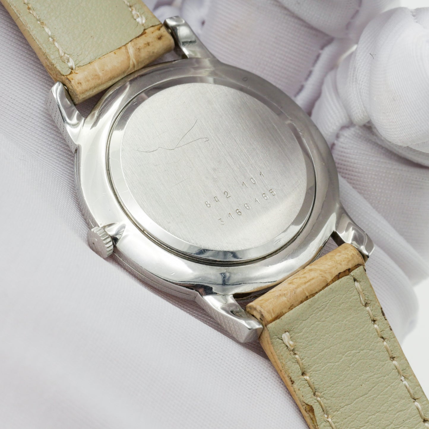 UNIVERSAL GENÈVE REF. 842101