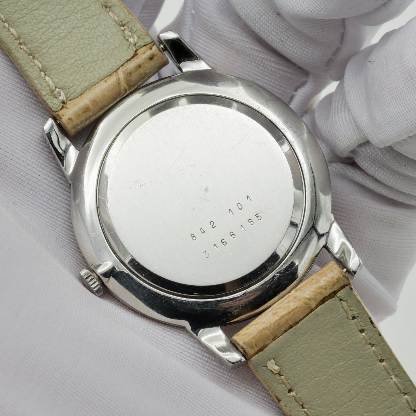 UNIVERSAL GENÈVE REF. 842101